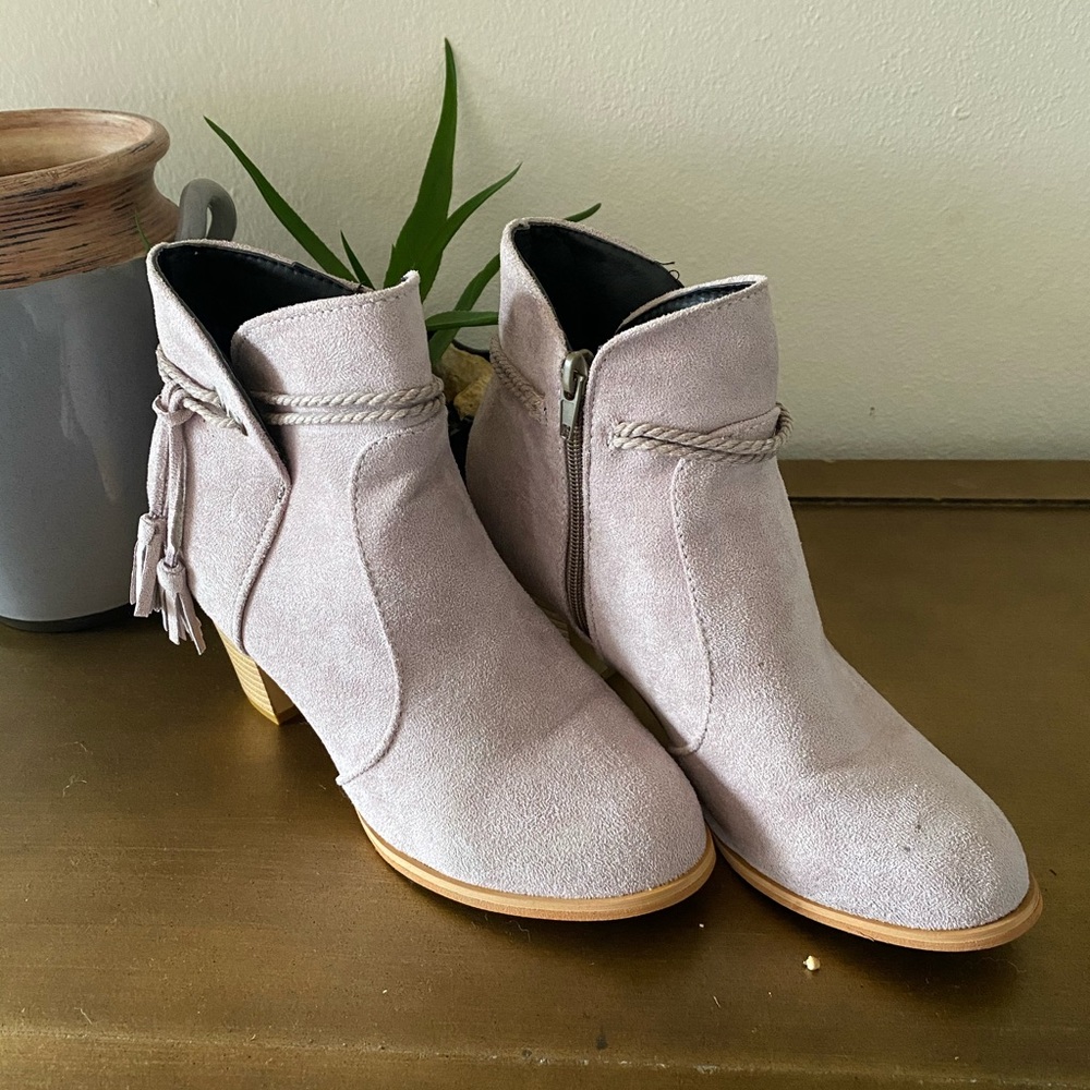 LALA IKAI Suede Booties Color Taupe Size 38